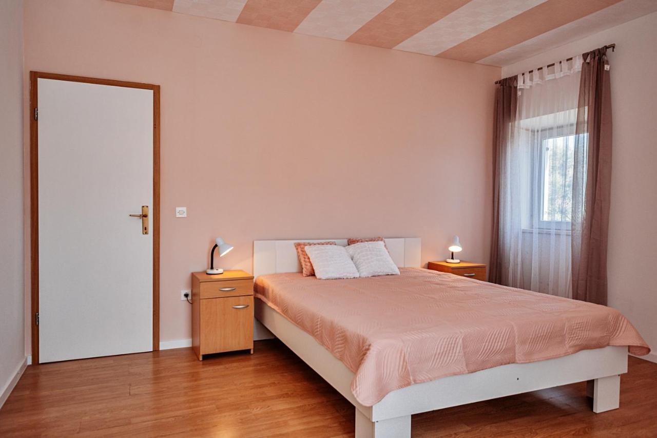 Rooms Emilija Božava Zewnętrze zdjęcie